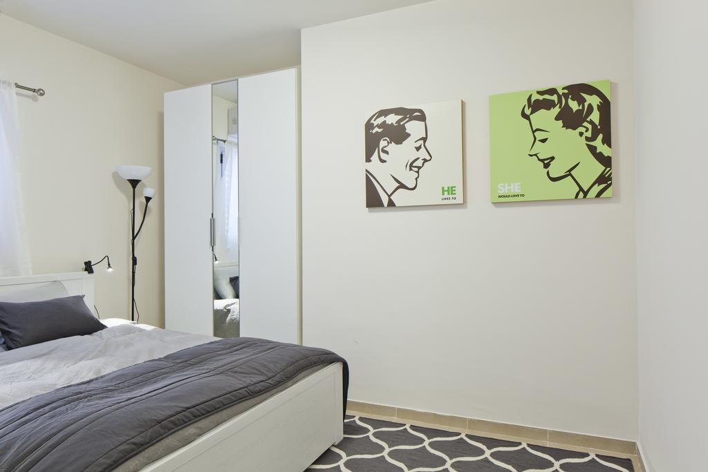 Tlv Suites By The Sea - 2 Rooms Tel Aviv-Jaffa Exterior foto